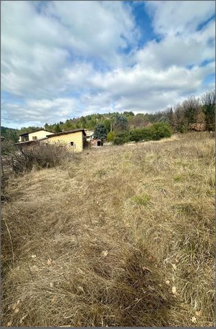 Grange /Batiment + Terrain constructible 1260m2