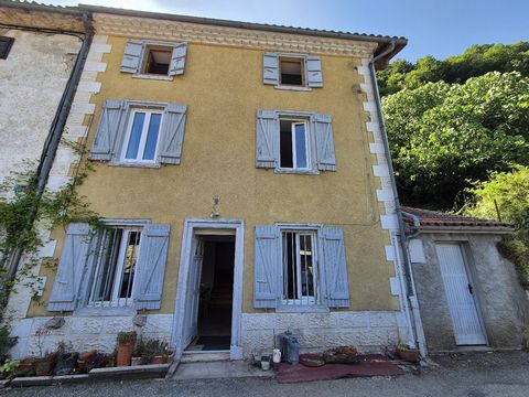 Maison T5 de 92 m² avec jardin dépendance et grange