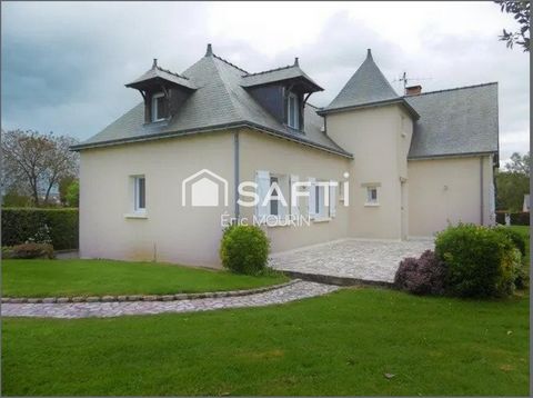 Emplacement idéal pour cette jolie maison avec piscine.