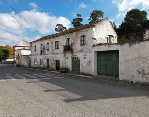 Redescubra o encanto do campo em Espiçandeira Alenquer Um lugar com alma à espera de renascer No coração da tranquila localidade da Espiçandeira, no concelho de Alenquer, encontra-se uma propriedade com história, personalidade e um imenso potencial à...