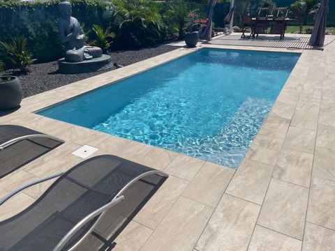 SUPERBE VILLA NEUVE DE STANDING 4CH PISCINE SUR 800 M² DE TERRAIN