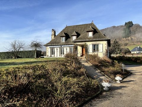 Maison 5 chambres, 210 m2 avec piscine