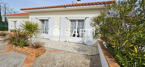Plain-pied en centre-ville avec 3 chambres sur grand terrain constructible avec dépendance atelier/garage.