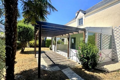 LA BAULE-MAISON 5P DE 114M2-COMMERCES BOURG D'ESCOUBLAC A PIEDS-GARAGE-DANS UNE IMPASSE