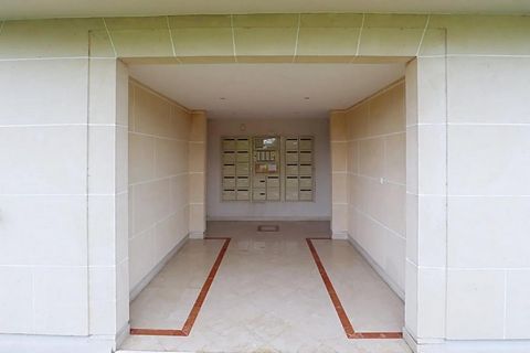 photo no. 1