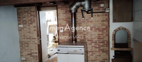 A vendre maison à rénover Centre Châteaubernard