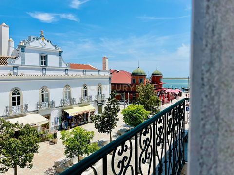 We present this magnificent 3-bedroom apartment with 140m², located in a closed condominium with elevator in the heart of downtown Olhão. Live to the rhythm of the tides, just steps from the iconic Praça da Floripes and the famous municipal markets. ...