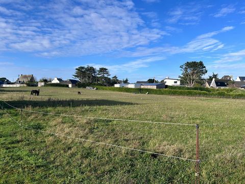 TERRAIN DE 1793 M2 DONT 1019 M2 CONSTRUCTIBLE
