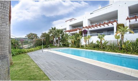 LUXURY, SPACIOUS AND BRIGHT SOUTH WEST FACING APARTMENT IN LAS TERRAZAS DE FINCA CORTESÍN! PANORAMIC GOLF & SEA VIEWS! A unique opportunity to buy probably the best apartment in this luxurious sought after Development. Recently refurbished front line...