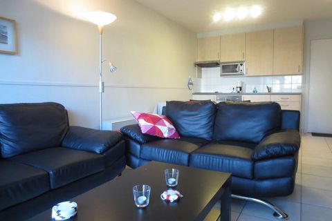 This enchanting apartment in Bredene is ideal for a family. It can accommodate 4 guests and has 2 bedrooms. It has a shared swimming pool for you to take a refreshing dip on a sunny day. The sea is just 1 km away. The local grocery store is 1 km from...