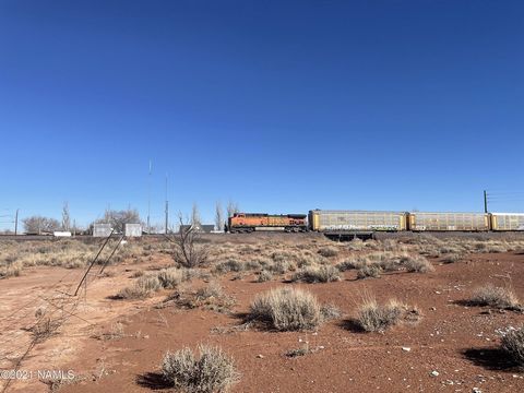Opportunities are vast, just like this 60 acre parcel of industrial land! The possibilities are endless of what can be built here. Contact the listing office for a complete list of options! The parcel is one street over from the City of Winslow with ...