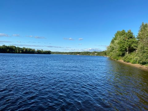 Island building lot with legal notarized sand beach waterfront access to the Ottawa River. INCLUSIONS -- EXCLUSIONS --