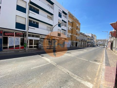 Discover the perfect opportunity for your business! Introducing a prime commercial space with a superb location and a total area of 200 square meters. With 100 square meters on the ground floor and another 100 square meters in the basement, this spac...