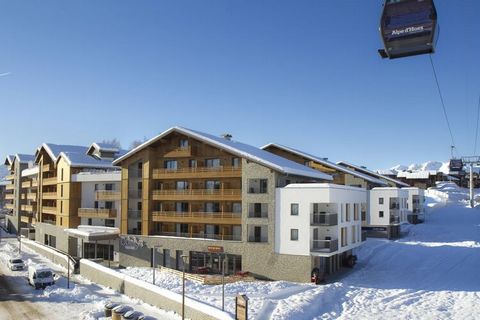 Résidence Prestige L'Eclose is a new, stylish residence with contemporary and comfortably furnished apartments. A few larger, connected chalets accommodate apartments of various sizes. Built with plenty of wood, natural stone and quality materials in...