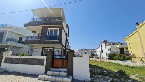 PROPERTIES FRONT FAÇADE AND PARK AND NATURE VIEW, POOL FULLY FURNISHED OPEN KITCHEN WITH TERRACE THERE IS A BATHROOM AND WC ON EACH FLOOR. IT HAS AN INDEPENDENT DETACHED ENTRANCE AND GARDEN. SPOT/LED LIGHTING QUALITY WORKMANSHIP AVAILABLE FOR CREDIT ...