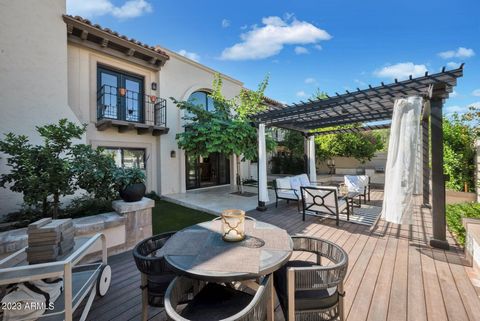 Awe-Inspiring Remodel in an Unbeatable Location, Right Across from the New Ritz-Carlton in the Enchanting Gated Community of Cuernavaca. Discover the epitome of luxurious living in this meticulously renovated Spanish-style masterpiece. Every detail h...