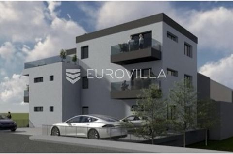 Kustoshija, NEW CONSTRUCTION, modern residential building built on 2 floors with 5 apartments. Moving in on the 10th of the month of 2024. APARTMENT S1 – two-room apartment on the ground floor, closed area of 37.38 m2 with a garden of 35.43 m2. Total...