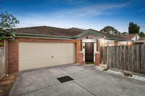 Discreetly tucked away in a private complex, just minutes from the quality amenities of Ringwood and Heathmont, there could be no better place to embrace easy living and excellent convenience than in this stylishly renovated residence. Ticking all th...