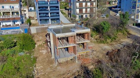 Location: Primorsko-goranska županija, Crikvenica, Dramalj. CRIKVENICA - Appartamenti di lusso in un nuovo edificio! Si media la vendita di due appartamenti di lusso in una nuova costruzione con vista panoramica sul mare. L'edificio si trova in una s...