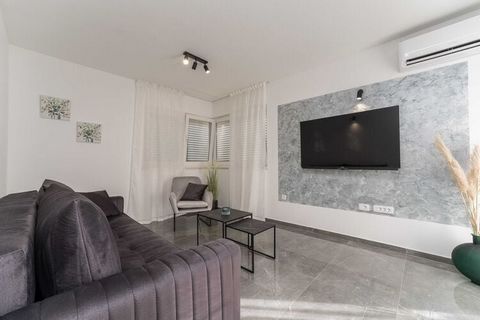 Luxury D Apartments is located in a small village Bibinje, only 8 km from Zadar, the second largest town on the Dalmatian coast famous for its breathtaking sunsets. A shared garden, as well as BBQ facilities and an outdoor dining area, are at your di...