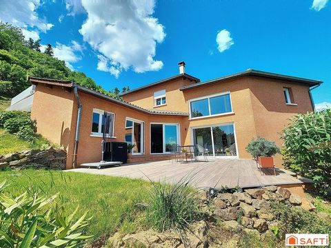 Maison d'architecte, 195m2, piscine, superbe vue, terrain de 2261 m²