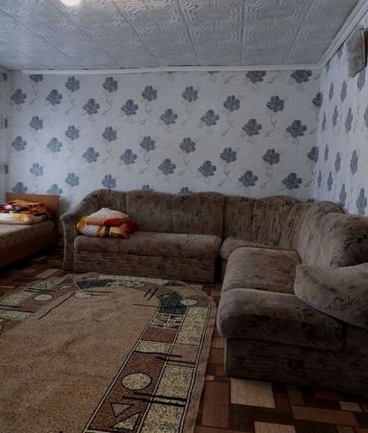 Предлагается в аренду дом, по адресу: улица Чапаева, Казаки. Выполнен косметический ремонт. Техника для дома: Стиральная машина, Пылесос, Холодильник, Утюг, Кухонная плита, Телевизор, Микроволновка, Электрический чайник. Если вам не хватает чего-то и...