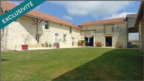Corps de ferme 7 pièces 180m2 environ 86200 La Roche Rigault