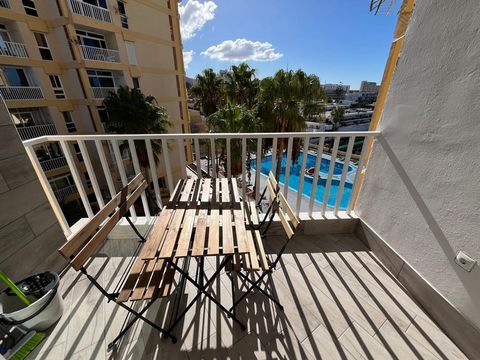 Encantador apartamento reformado en venta en Torres Yomely, en Las Américas. Este piso cuenta con una superficie total de 43,51 m² y se distribuye en un amplio dormitorio doble, una moderna cocina de concepto abierto, un baño completo, y un luminoso ...