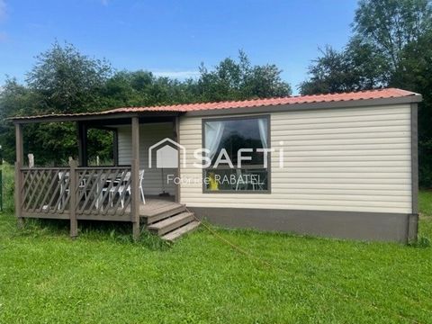 Terrain constructible d'une superficie de 1853 m2