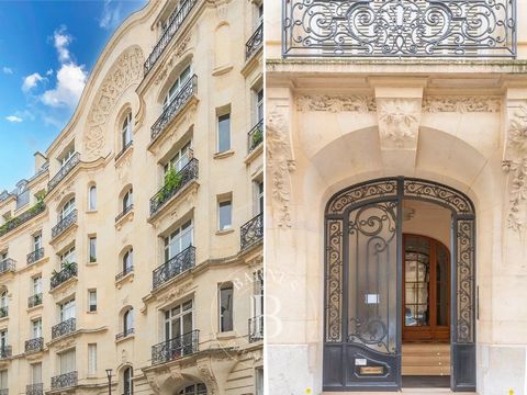 In a beautiful building, peacefully located on a private, secure lane just steps from the Ranelagh Garden, this family apartment of approximately 222 sqm charms with its generous proportions and classic period features. Situated on an elevated ground...