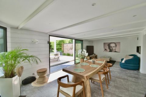 Ensemble de 2 maisons avec dépendances sur plus de 5000 m² à Baisieux