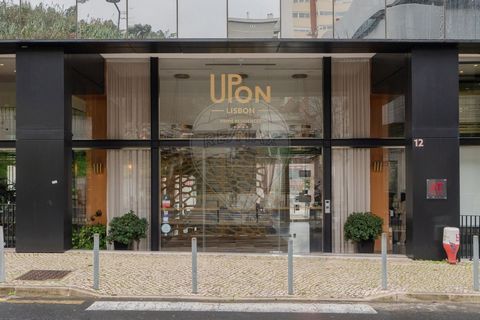Plaza de aparcamiento / Junto al estadio del Benfica / En venta Para aquellos que viajan con frecuencia al Estadio Benfica, tienen un lugar exclusivo al lado del Estadio, en el prestigioso Complejo Upon Lisbon - Prime Residences. Descubra la oportuni...