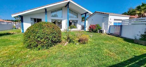 Maison indépendante T5 127 m², piscine, dont studio indépendant 18 m²