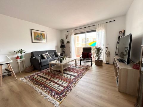 Appartement à vendre 3 pièces avec cave et place de parking privée au centre de BALARUC LES BAINS (34)