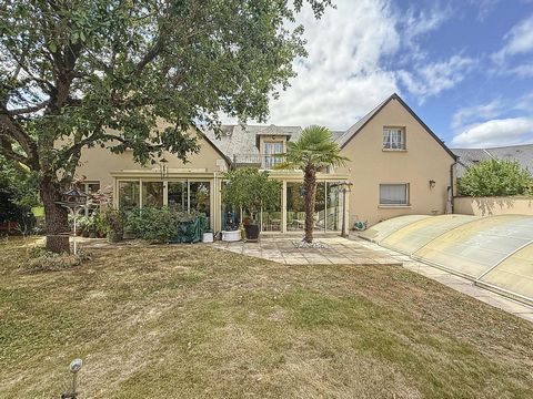 Grande maison familiale de 333 m2 proche de Tours