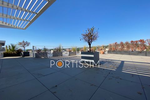 Cagnes sur Mer : Villa sur toit 4 pièces 107m²