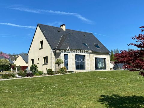 MAISON SPACIEUSE AVEC VIE DE PLAIN-PIED SUR SOUS-SOL COMPLET