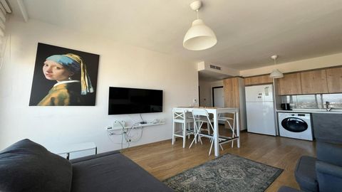 Die zum Verkauf stehende Wohnung befindet sich im Stadtteil Güneş von Kepez, Antalya. Das Güneş-Viertel bietet eine attraktive Option für Immobilieninvestoren, da sich die Region in den letzten Jahren schnell entwickelt und an Wert gewonnen hat. Vor ...