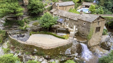 Moulin à eau en fonction avec 2 ha de nature - Tarn