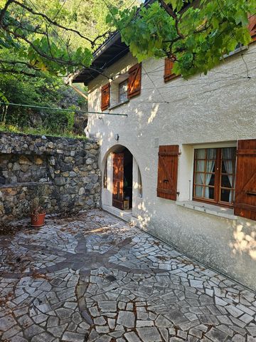 Charmante maison mitoyenne