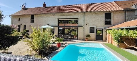 Maison rénovée 4 chambres avec piscine et le plus un T2 indépendant.